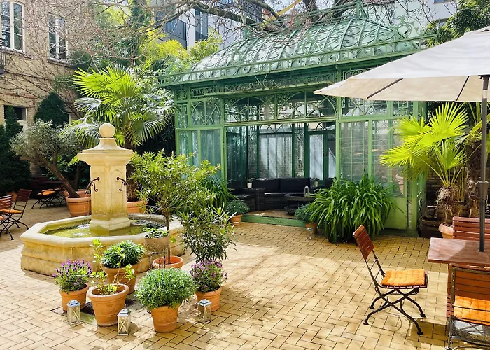 Garden Living - Boutique Hotel