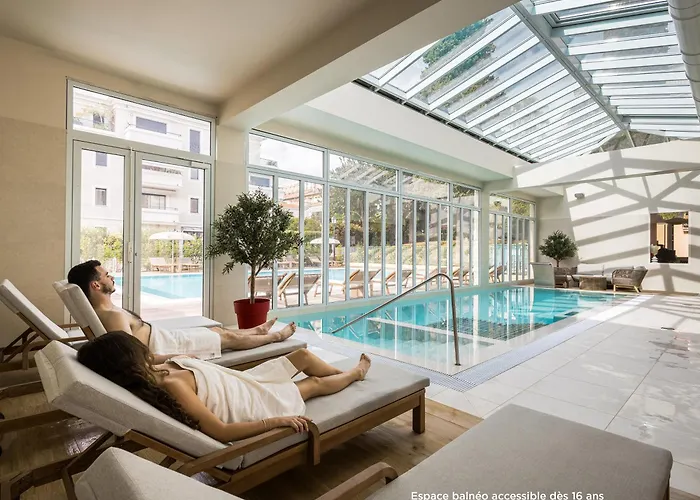 Jacuzzi-Hotel: Hotel Mileade L'Orangeraie - Entierement Renove