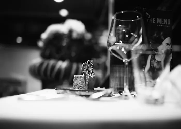 Zentrales Hotel: "Quality Hosts Arlberg" Hotel Lux Alpinae