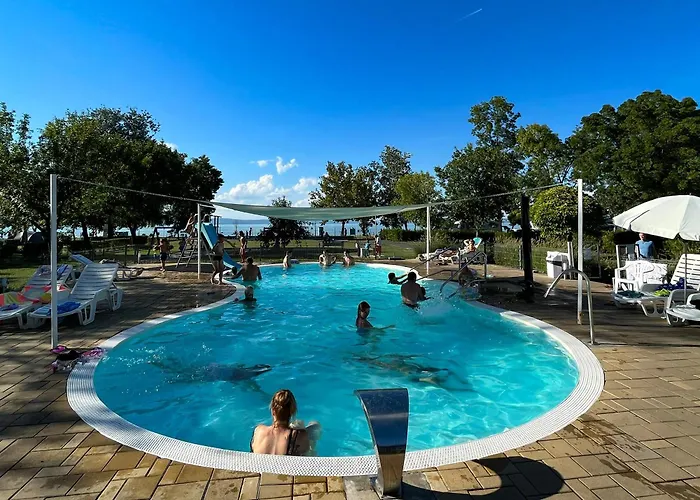 Haustierfreundliches Hotel: Aranypart Camping & Apartments