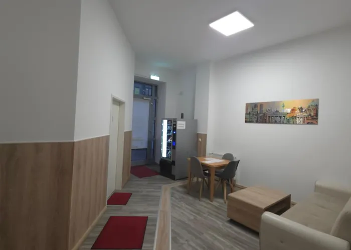 Urlaubsunterkunft Kiez Box Twentyforseven Private Room