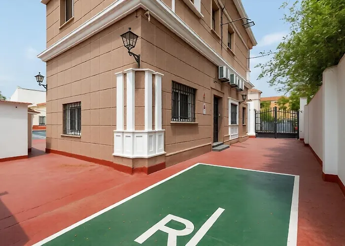 Ayz Elcano - Auto Check-In Property