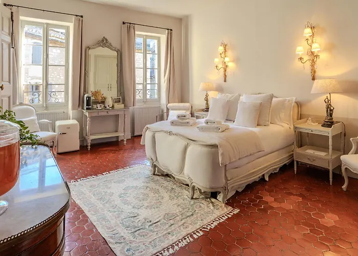 4-Sterne-Hotel: La Maison Du Village