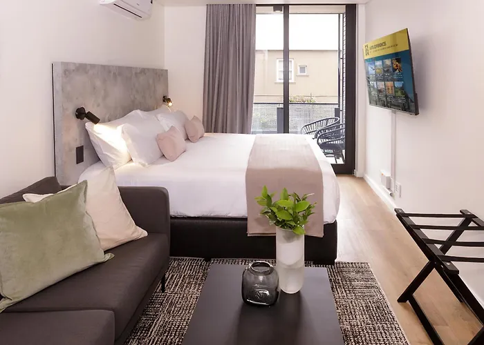 Home Suite s Station House