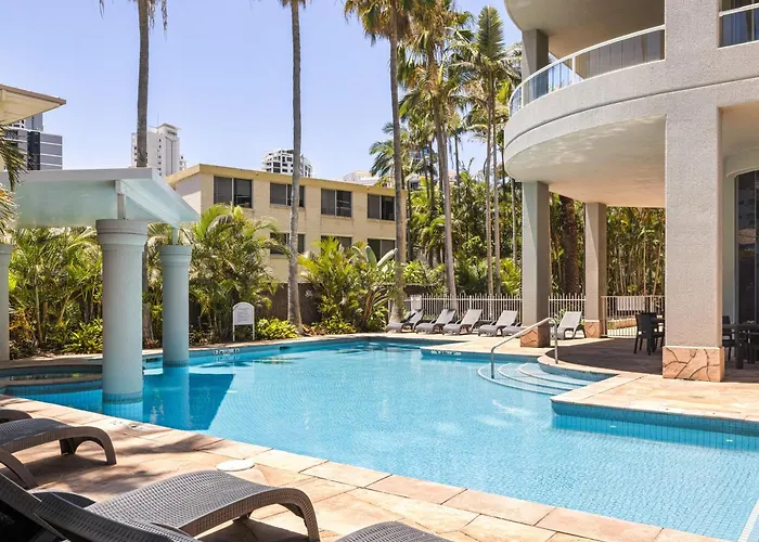 Oaks Gold Coast