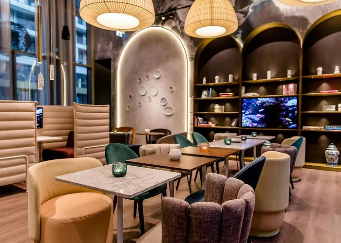 Motel One Dresden am Zwinger