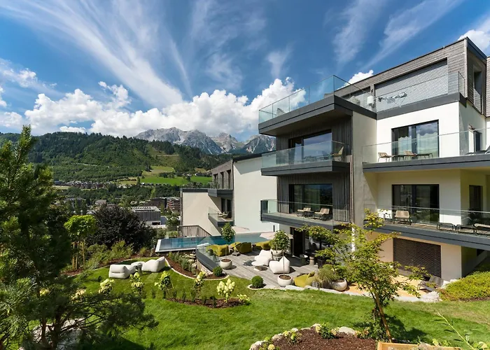 Boutique Aparthotel Chalets Coburg
