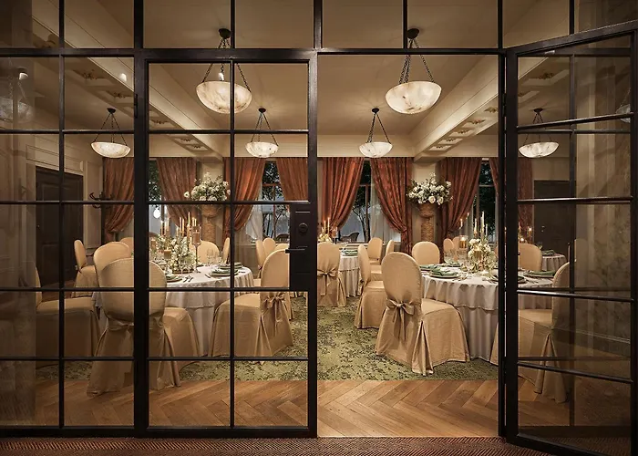 Home Hotel Savoy