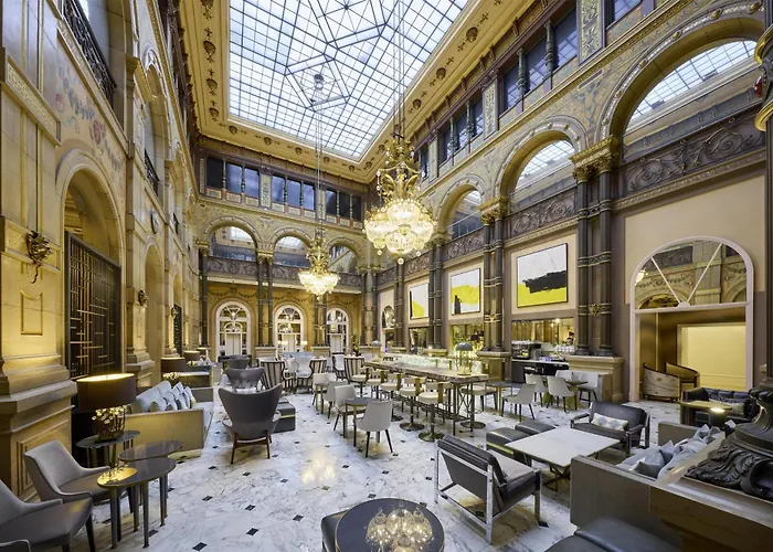 Hilton Opera