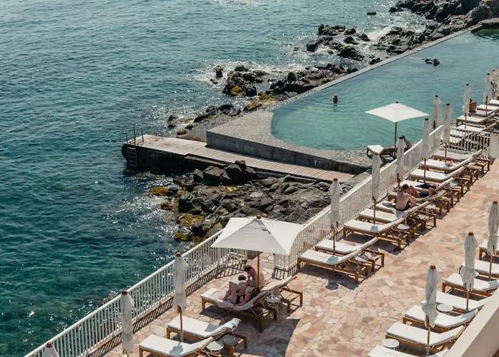 5-Sterne-Hotel: Les Roches Rouges, a Beaumier hotel