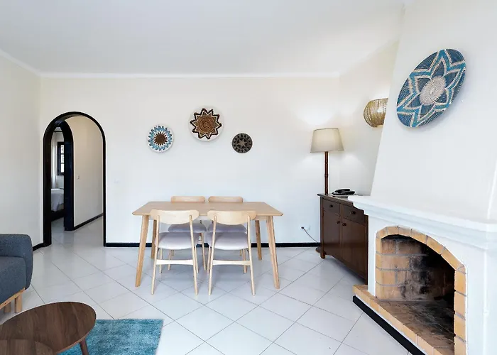 Hotel mit Tennis: Colina Village