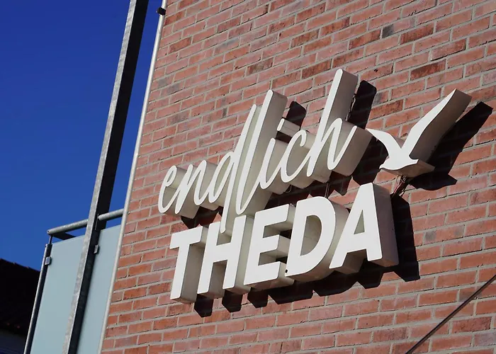 Endlich Theda