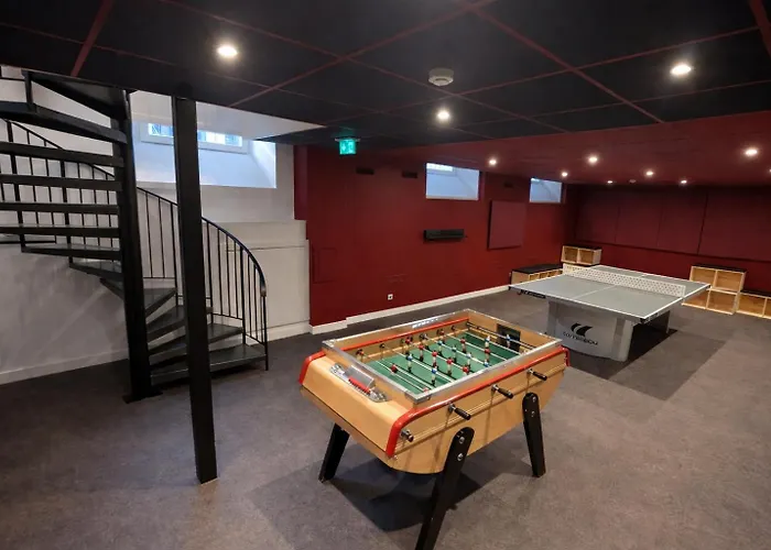 Hotel nahe College: Ciarus