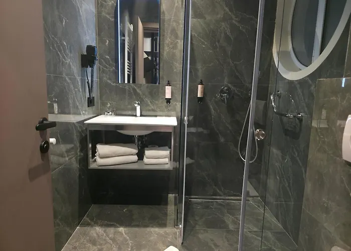Hotel nahe College: Mondial Hotel