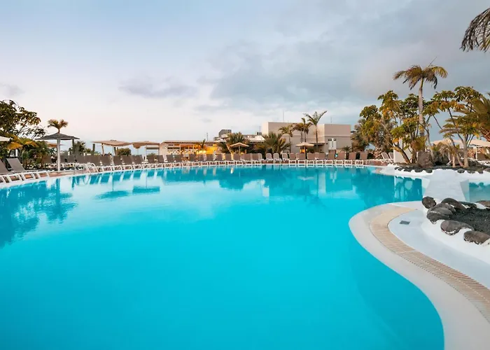 Bluesea Alyssa Suite Hotel