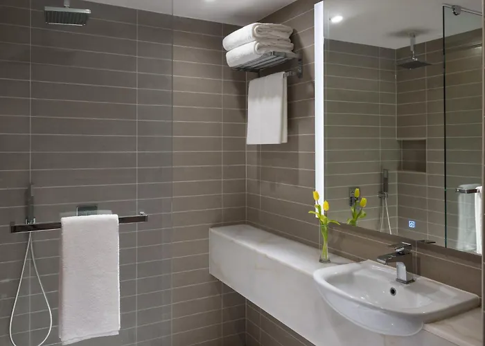 Voco Makkah An Ihg Hotel