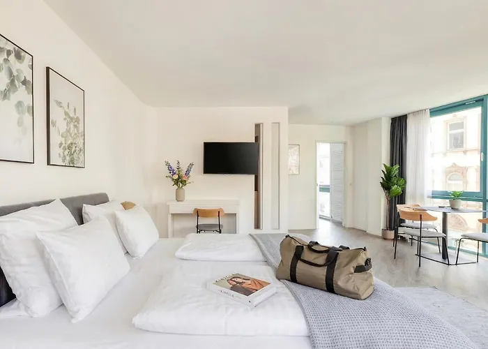 limehome Köln Friesenplatz