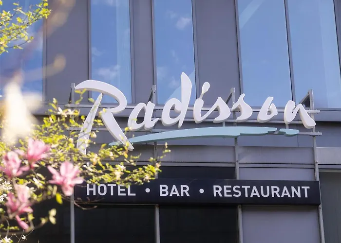 3 SterneHotel Radisson Brussels Centre Midi