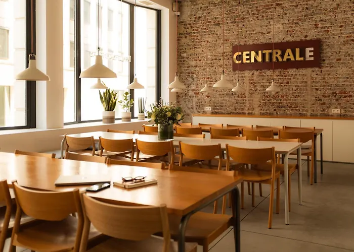 9Hotel Central