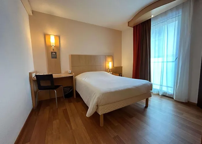 ibis Esch Belval