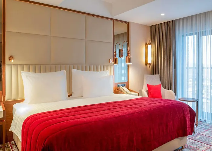 Hotel mit Pool: Moevenpick Hotel Istanbul Asia Airport