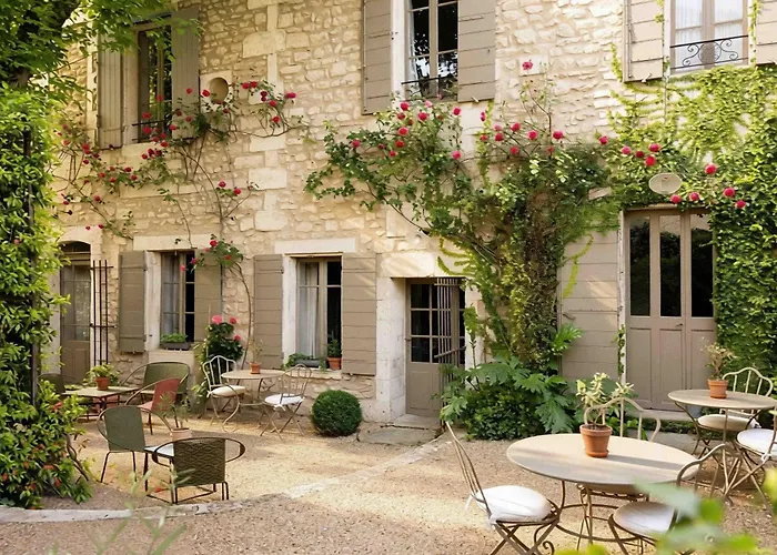 4-Sterne-Hotel: La Maison Du Village