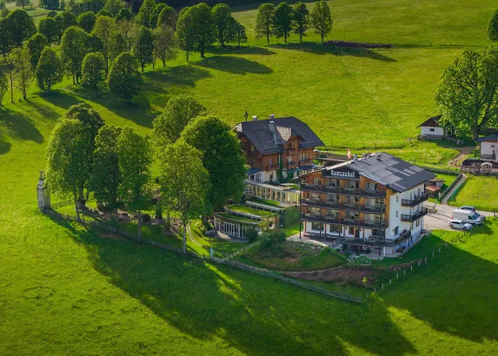 Hotel mit Hund Ramsauhof Pool&Wellness Breakfast&Light Dinner Buffet