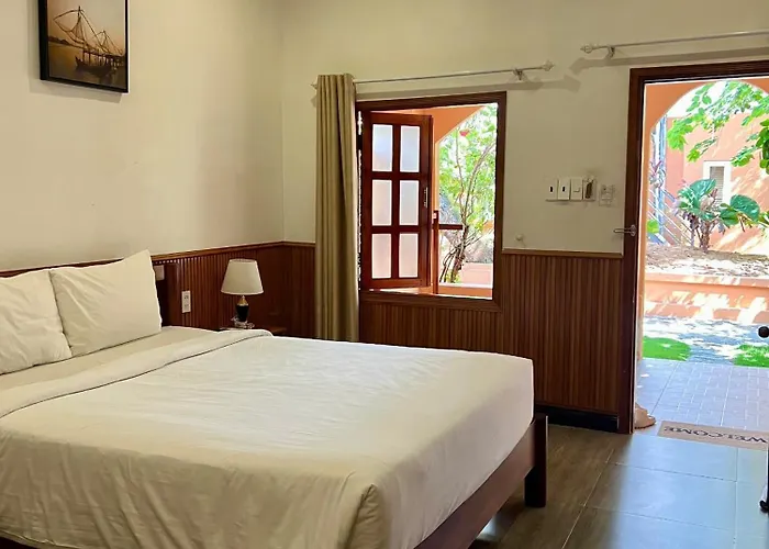 Vida Loca Sunset Beach Resort