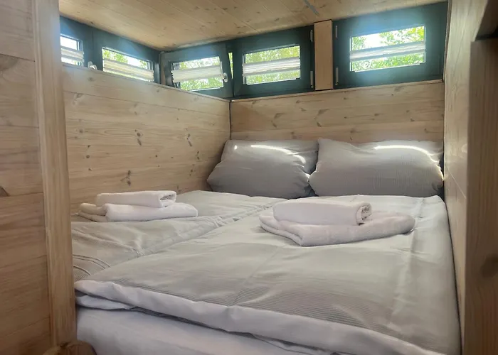  Hausboot Resort Nordseeküste