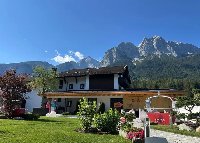 Bayern Resort - Adults Only - Mit Zugspitzblick - Eibsee-Nähe - Wellnessbereich - Naturpool Im Sommer
