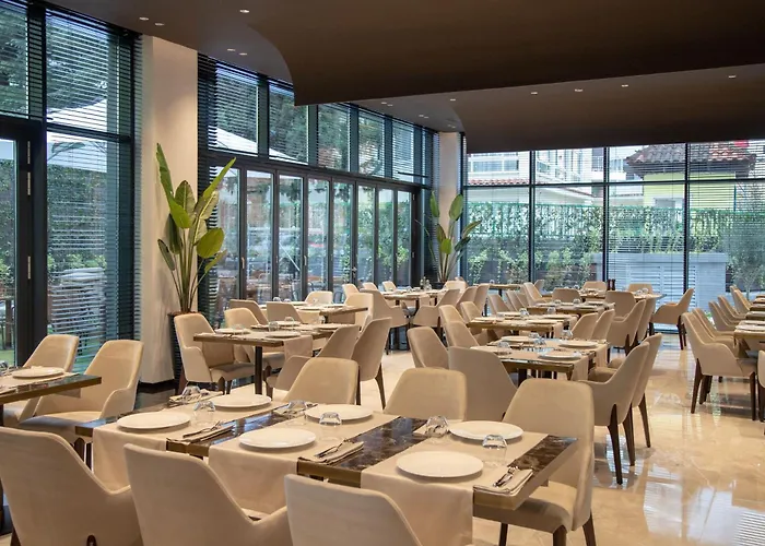Familienhotels Elisa Tirana, Affiliated By Melia
