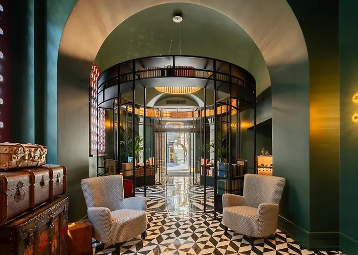 Goethe - Small Luxury s Of The World