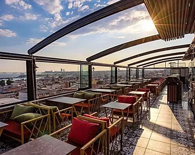 Grand Balyan Hotel & Restaurant