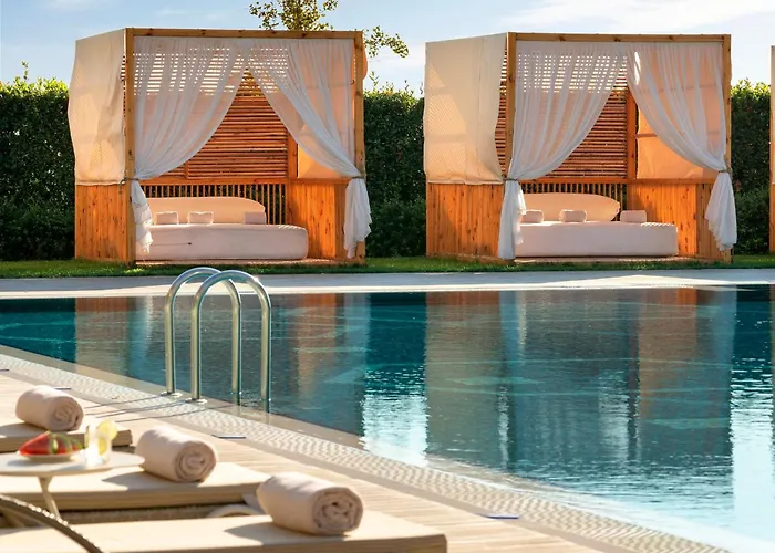  Crowne Plaza Florya Istanbul By Ihg