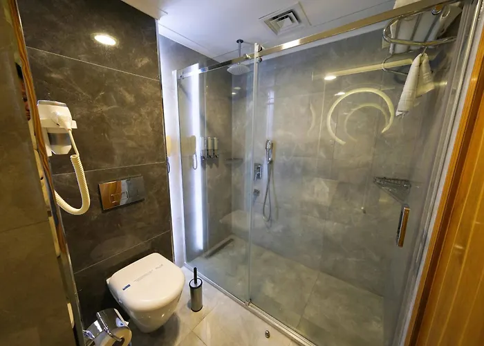 Eliz Convention Center Thermal Spa & Wellnes