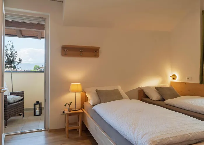 Kreuzwegerhof - Historic Nature Stay With Pool Near Meran&Bozen
