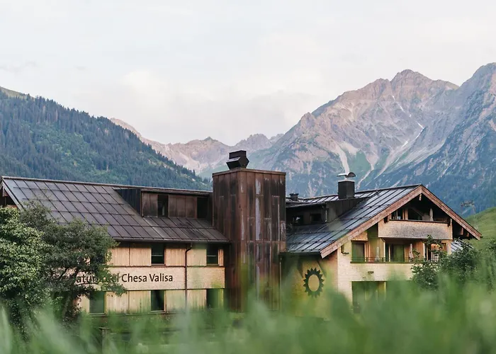  Naturhotel Chesa Valisa