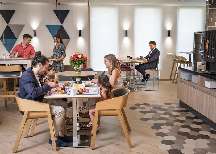 Holiday Inn Express Geneva Airport By Ihg