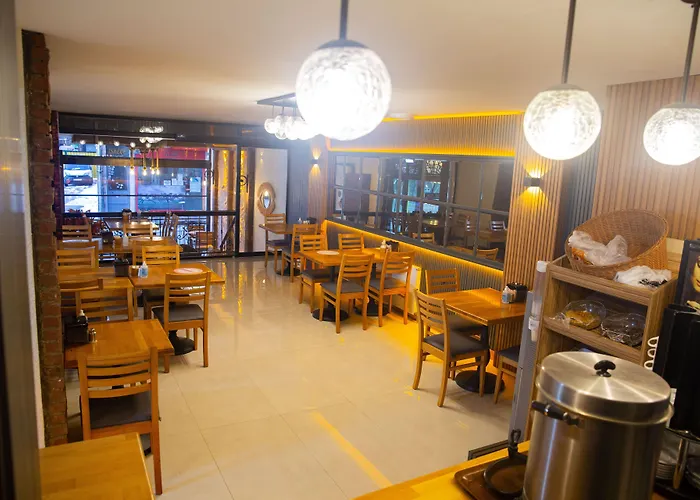 Emirtimes Hotel Kadikoey
