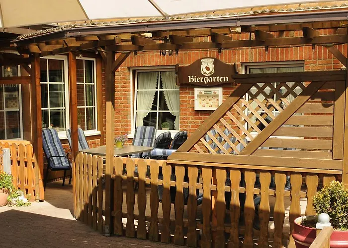 Alter Dorfkrug Am Kanal