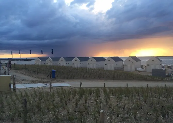 Resort: Beach Hotel Katwijk