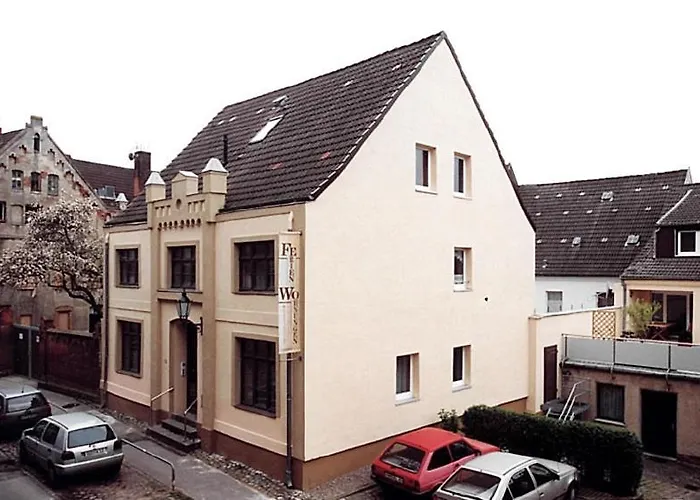 Hotel nahe College: Ferienwohnungen Bütow
