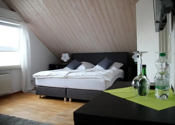 Ferienvermietung: Ferienwohnung Stadtgrenze