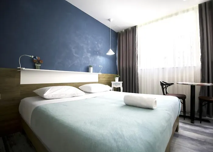 Urban Rooms