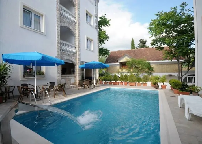 3-Sterne-Hotel: Apartment Ana