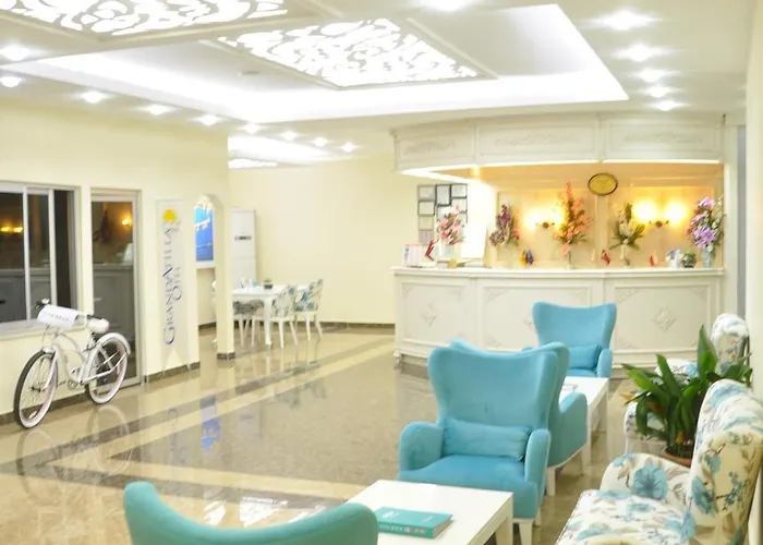 3-Sterne-Hotel: Grand Ati̇Lla Hotel
