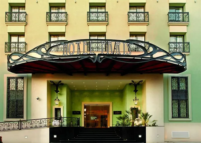 Hotel nahe College: Concorde Paris