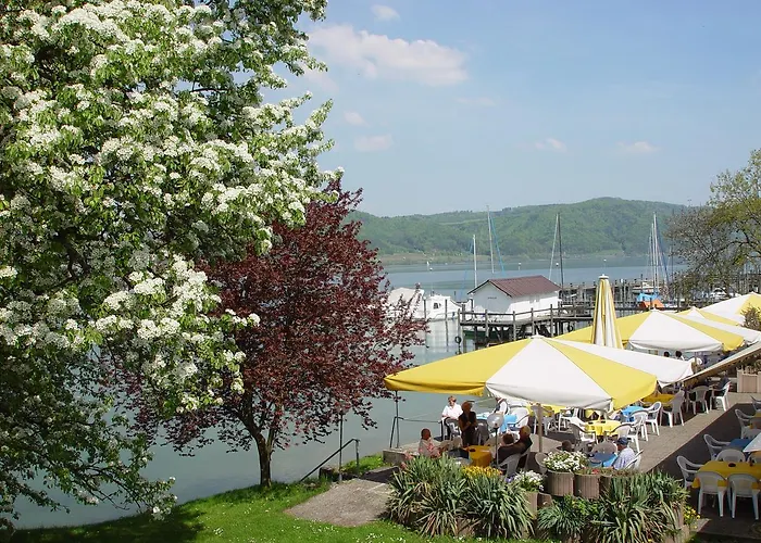 Hotel Pension Cafe Hasler