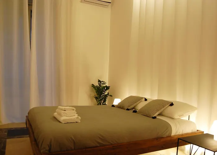 3 SterneHotel B&B 4 Elementi Catania