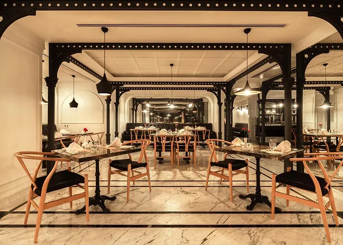  Metropolitan s Taksim